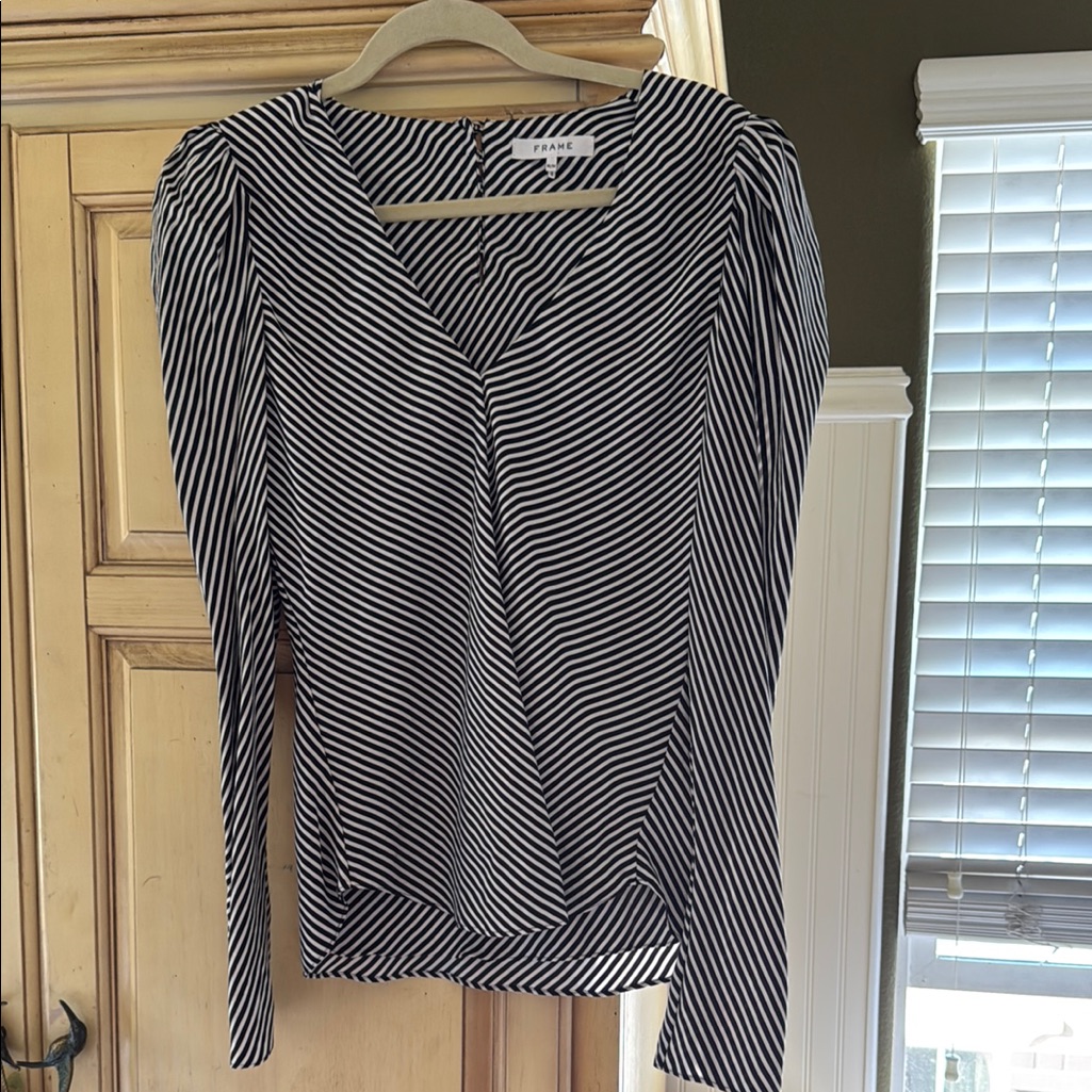 Frame Black And White Puff Sleeve Blouse Stretch Silk
